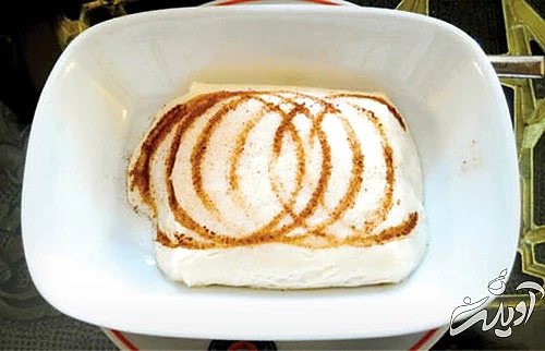 چراغ راهنمایی‌آبی و هات‌چاکلت با پنیر!